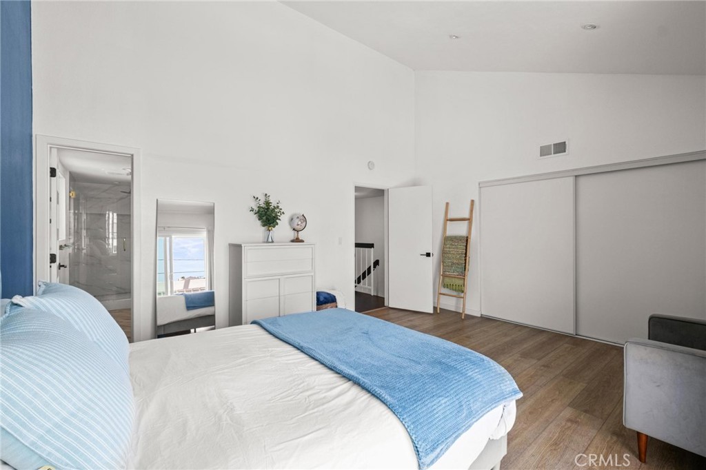 2310 Vanderbilt Lane 4