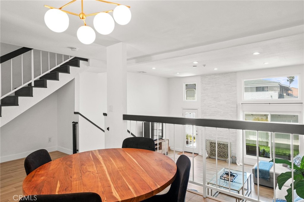 2310 Vanderbilt Lane 4