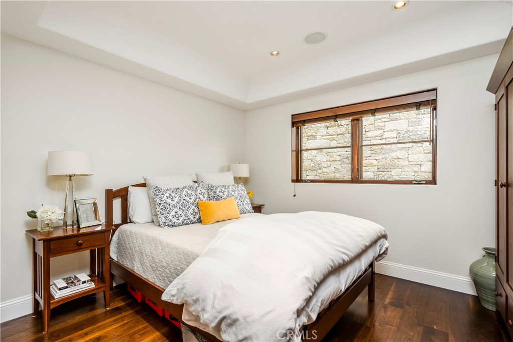 321 9th Street