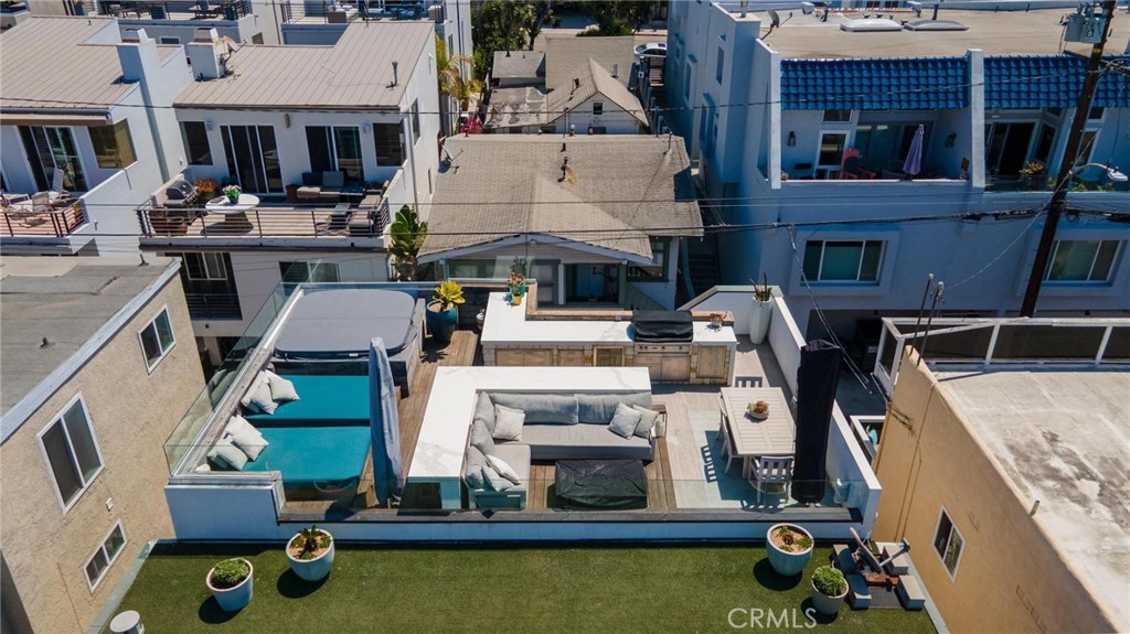 1501 Palm Drive