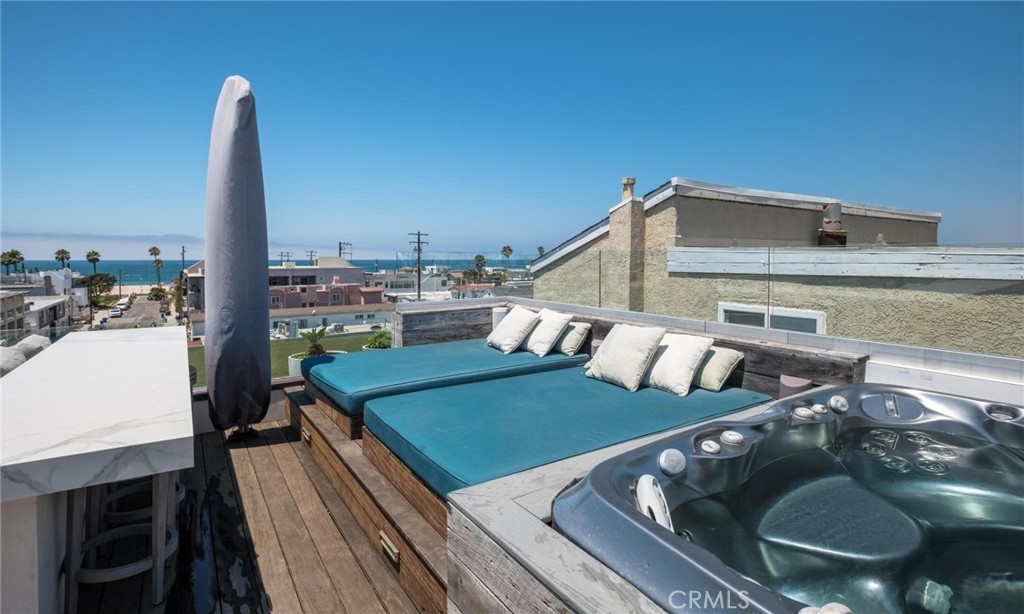 1501 Palm Drive