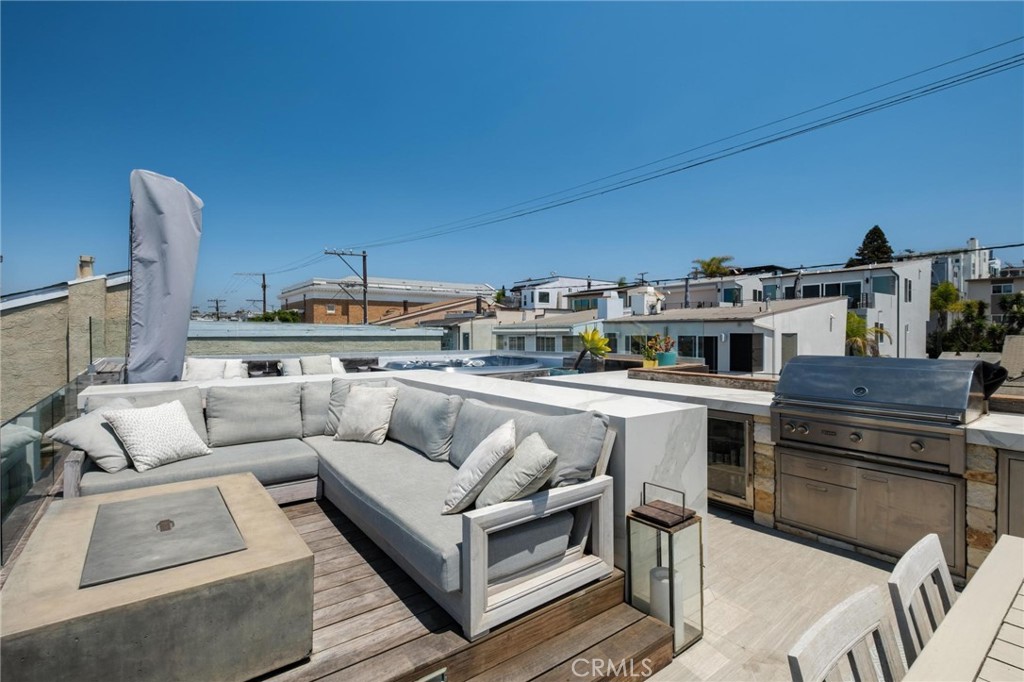 1501 Palm Drive