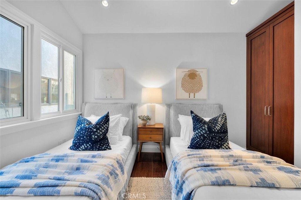 424 3rd Street