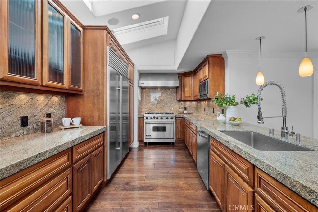 424 3rd Street
