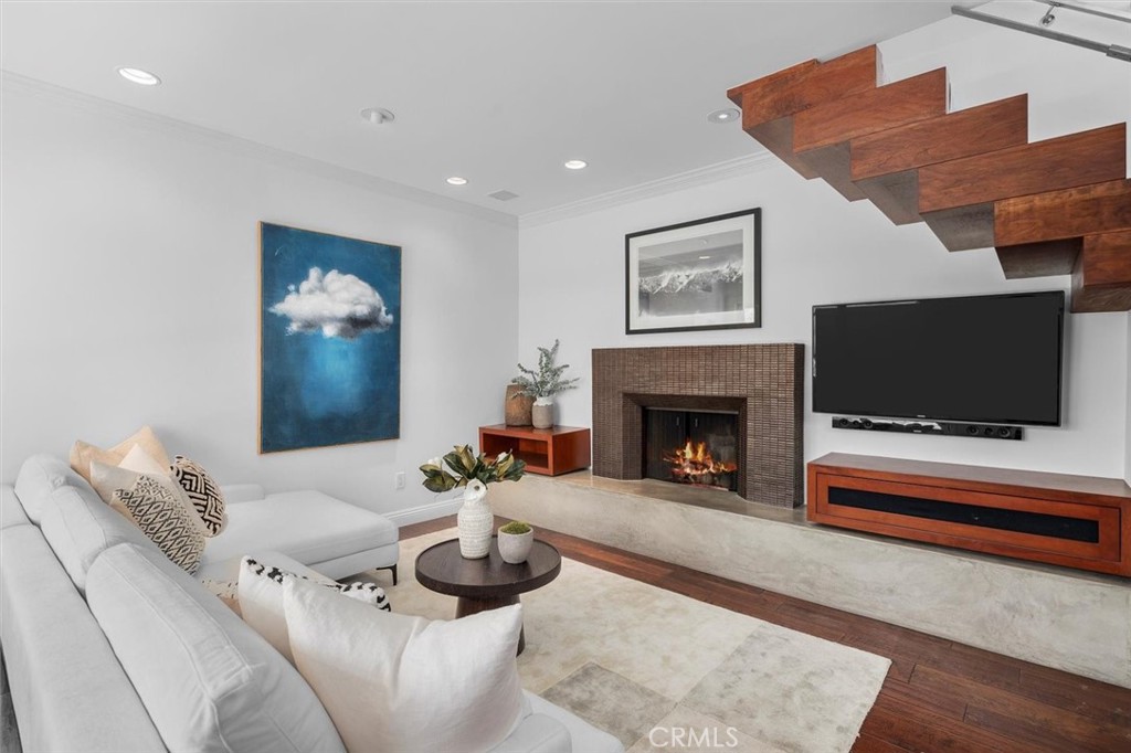 424 3rd Street