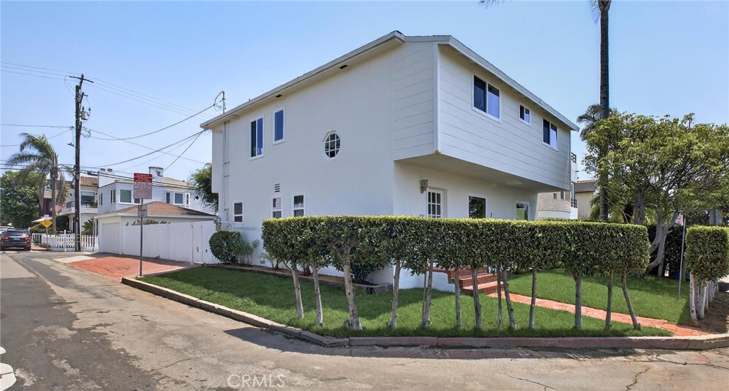 2920 Alma Avenue