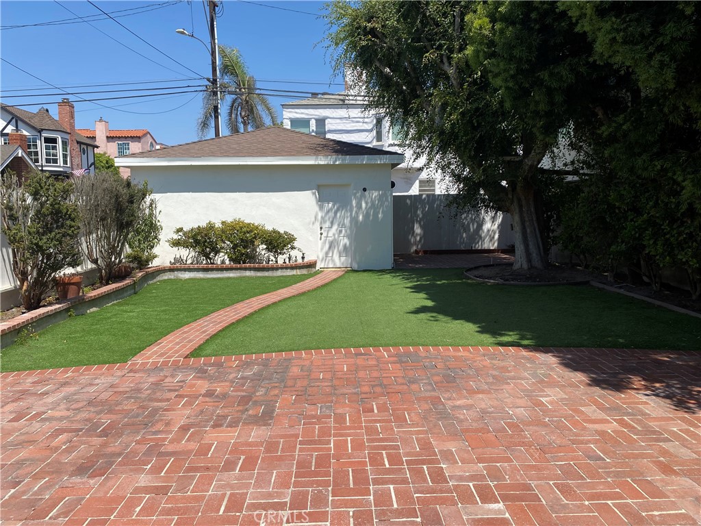 2920 Alma Avenue