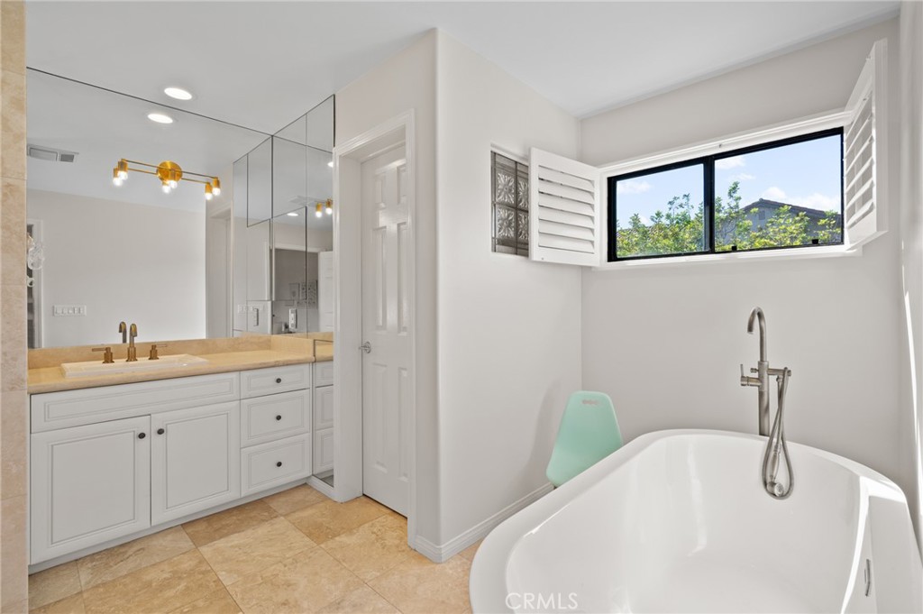 23 Santa Rosa Court