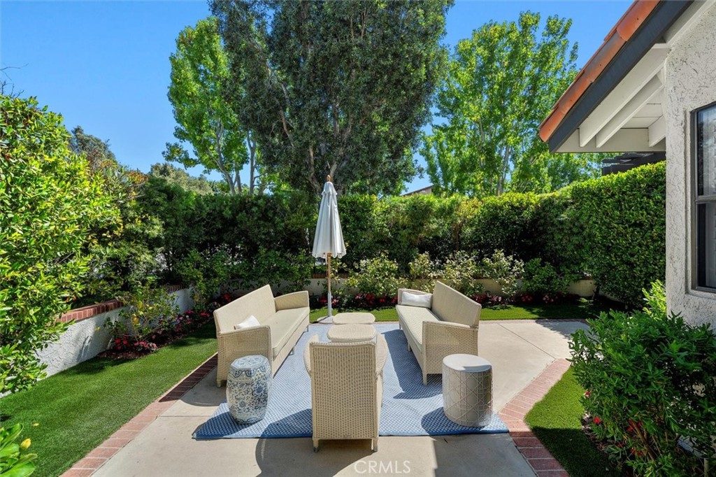 1 Coronado Court