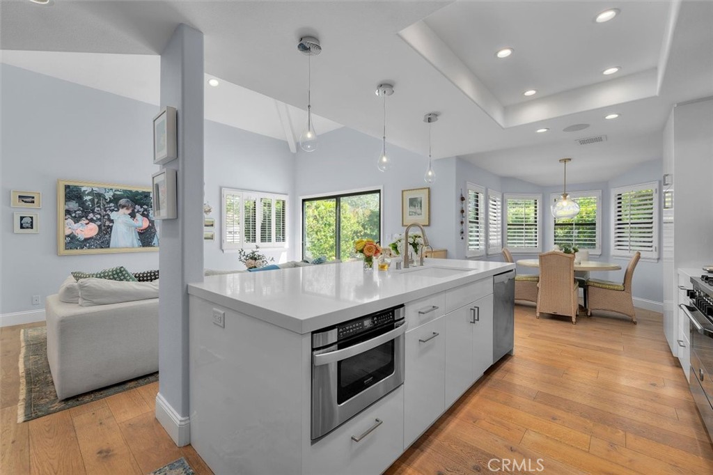 1 Coronado Court