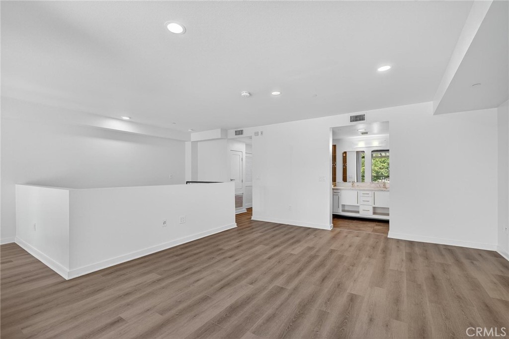 13045 Pacific Promenade 132