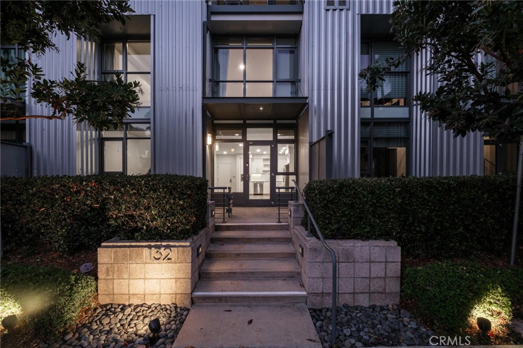 13045 Pacific Promenade 132