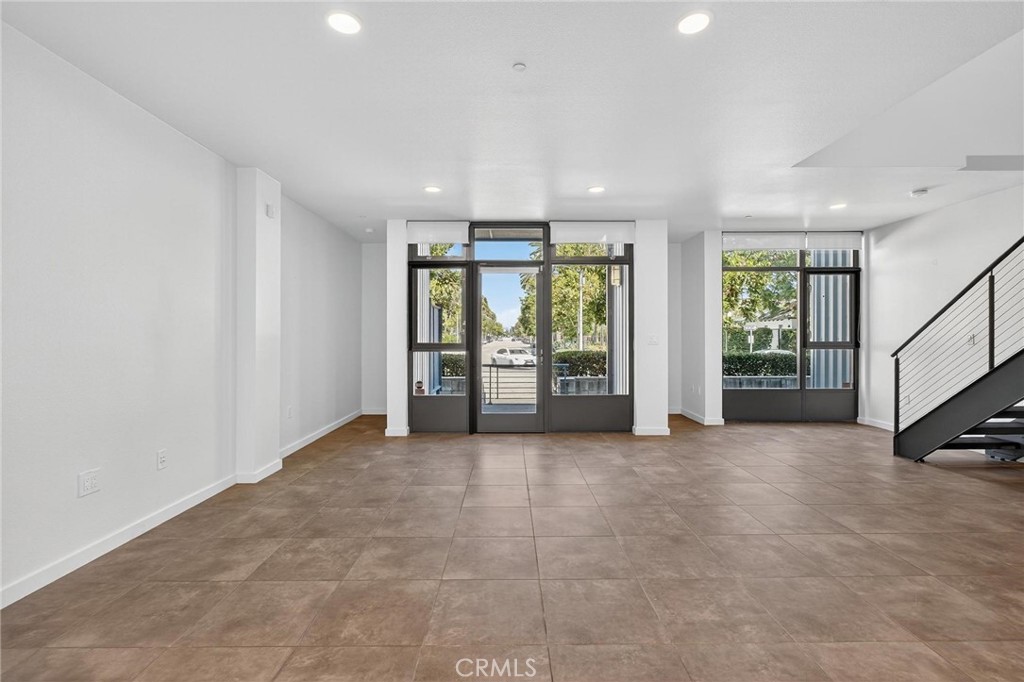 13045 Pacific Promenade 132