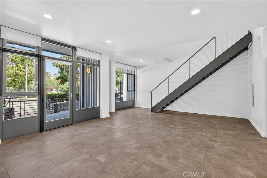 13045 Pacific Promenade 132