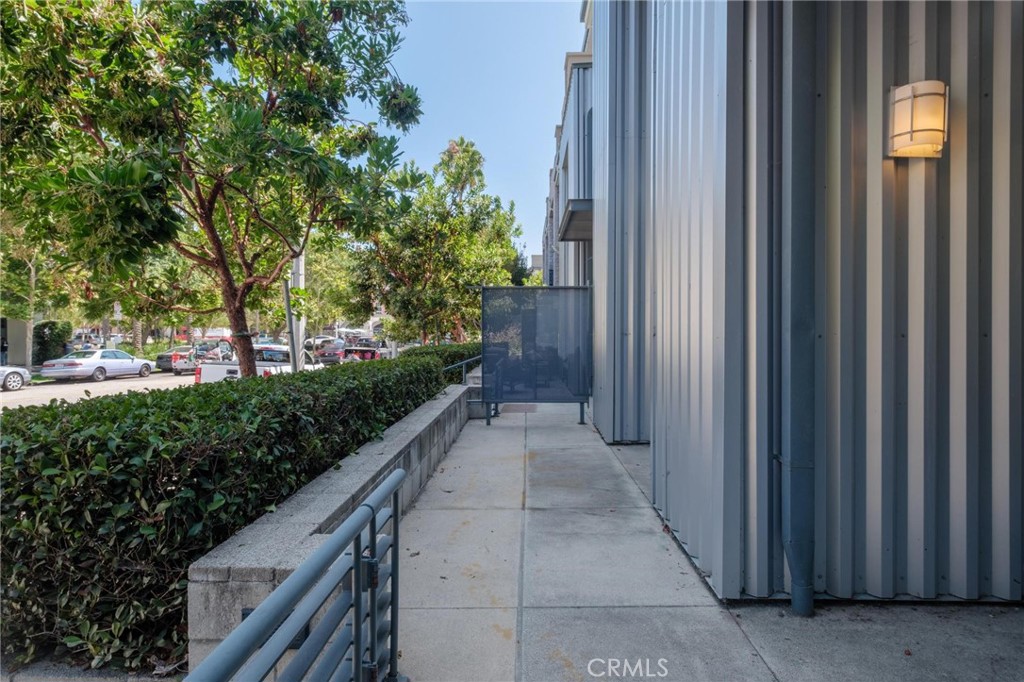 13045 Pacific Promenade 132