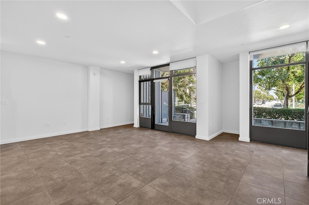 13045 Pacific Promenade 132