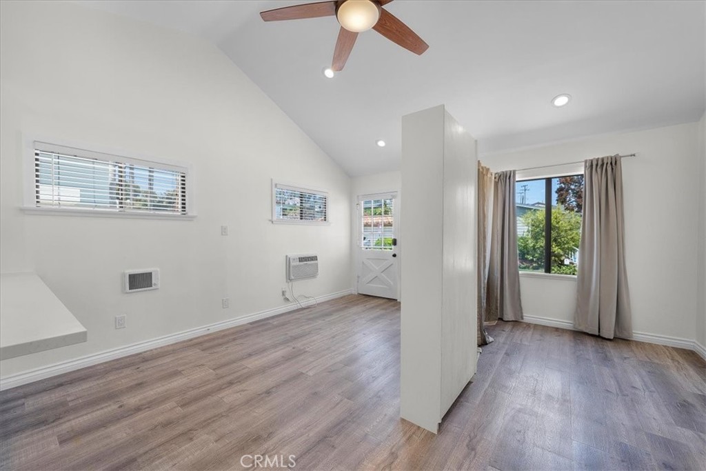 1430 Bonnie Brae