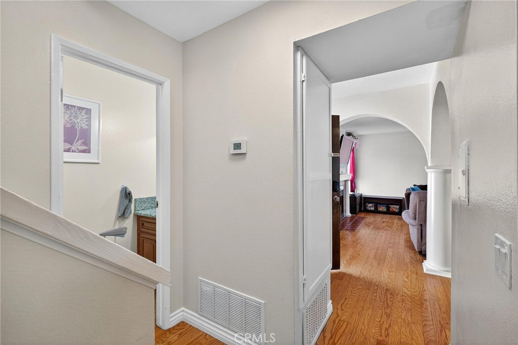 3910 W 182nd 1