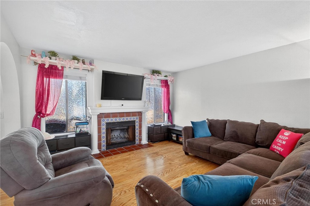 3910 W 182nd 1