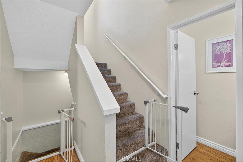 3910 W 182nd 1