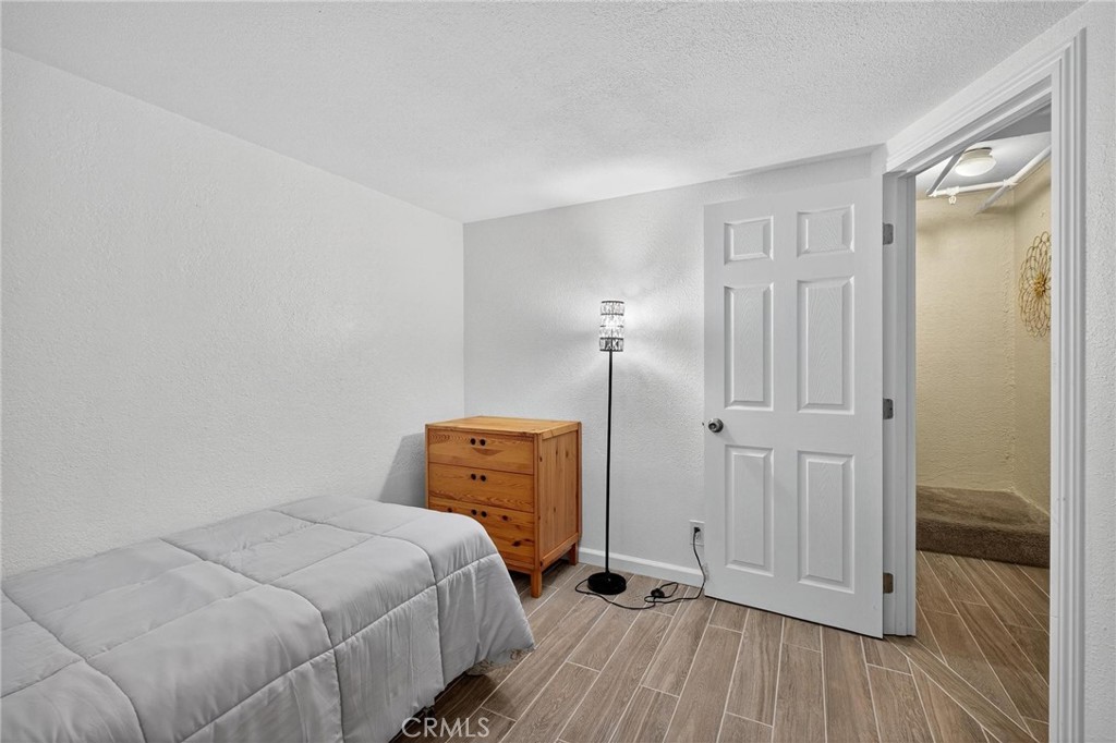 3910 W 182nd 1