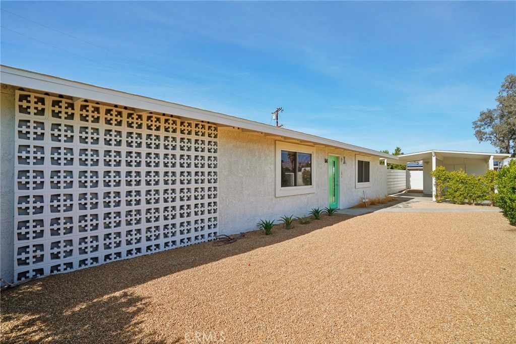 14 Ashby Circle