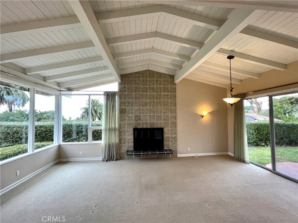 1316 Granvia Altamira