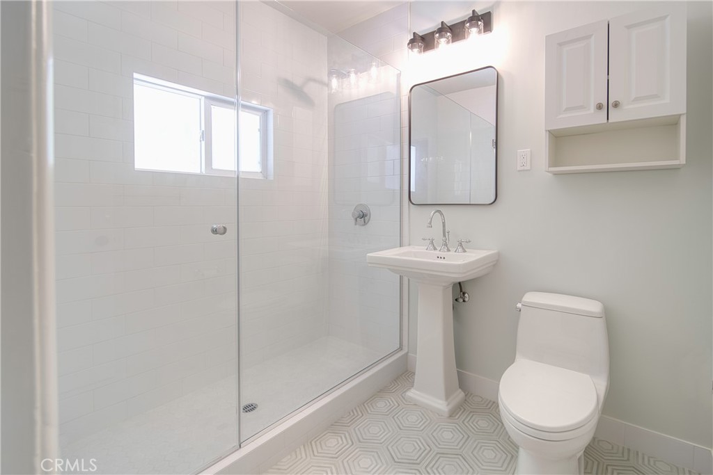 926 Manhattan Beach Blvd A