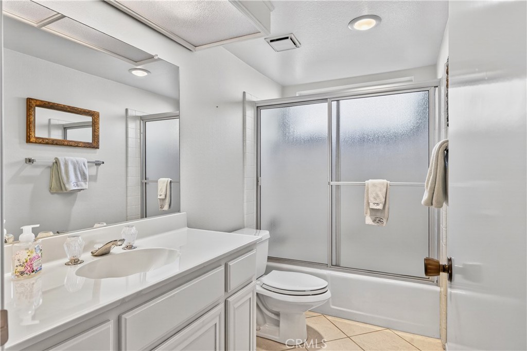 41651 Resorter Blvd.