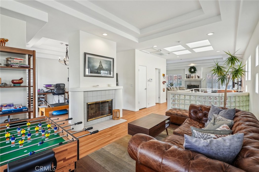 221 S Francisca Avenue Unit A