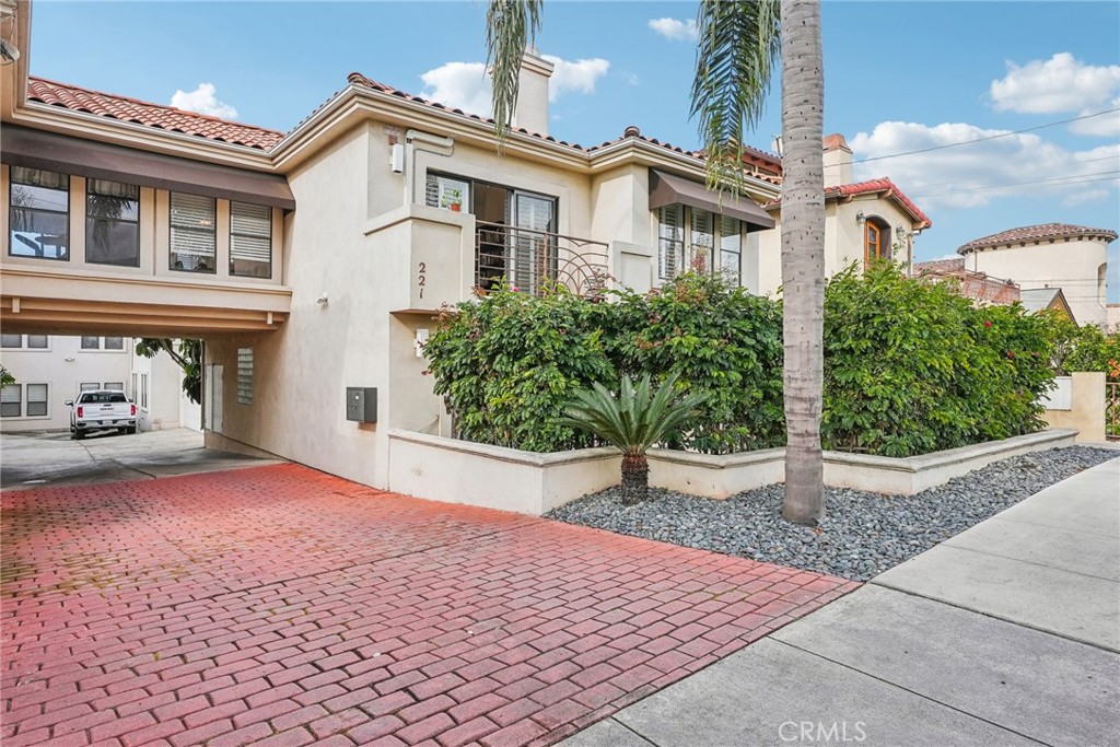 221 S Francisca Avenue Unit A