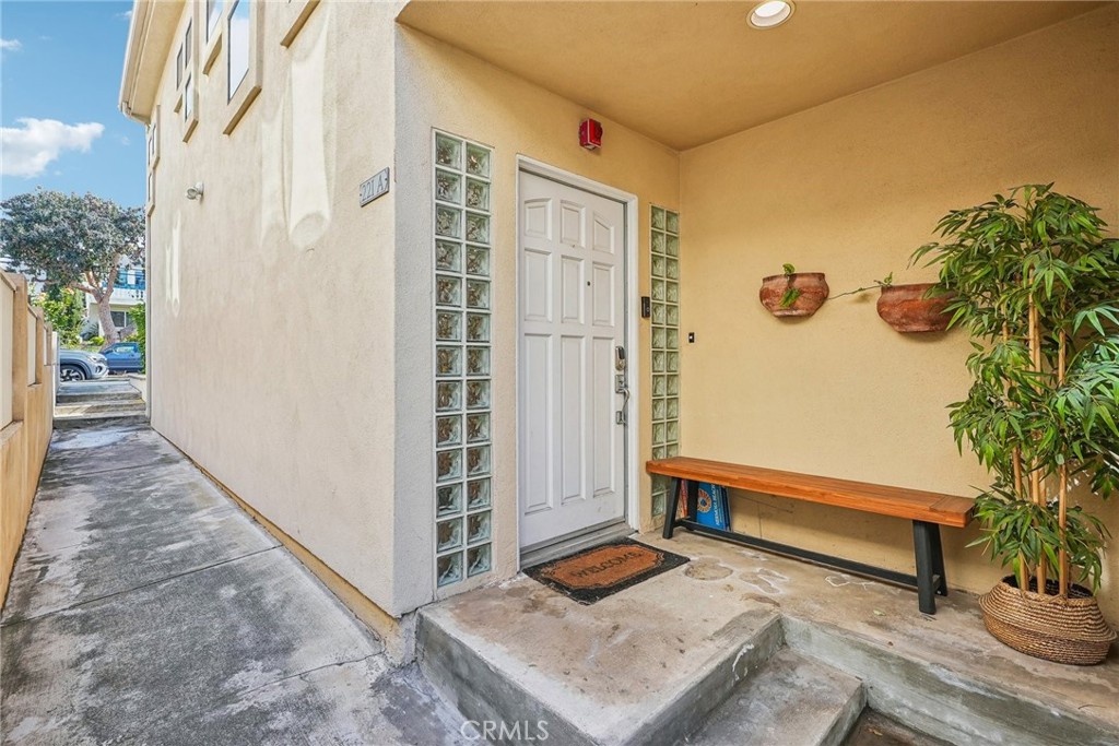 221 S Francisca Avenue Unit A