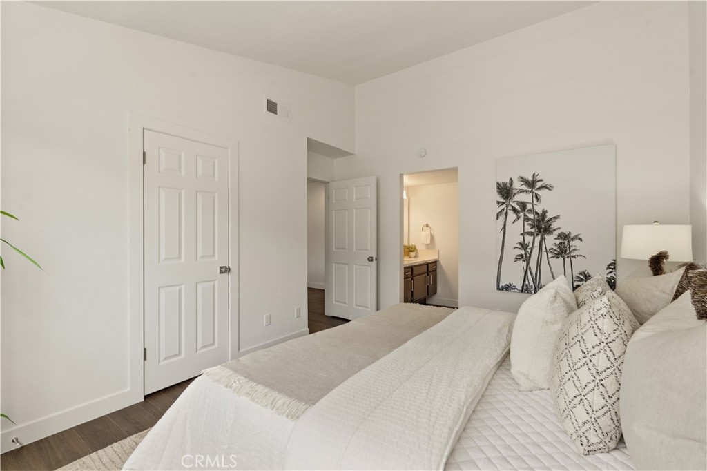 2800 Plaza Del Amo 47