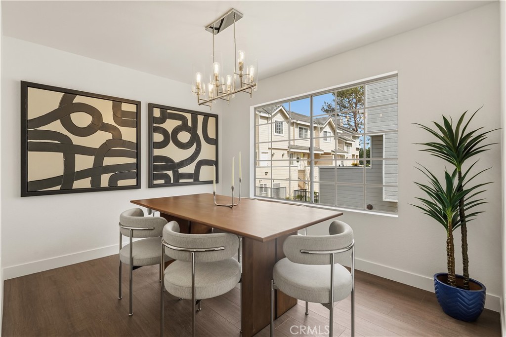 2800 Plaza Del Amo 47