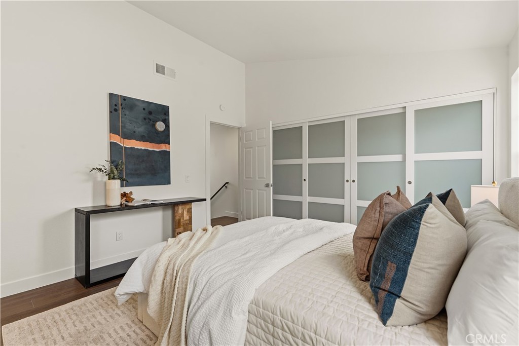 2800 Plaza Del Amo 47