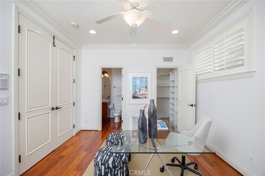 721 Marine Avenue