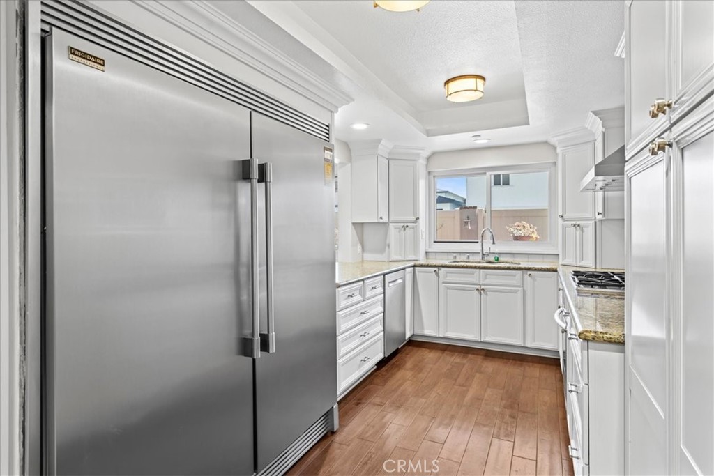 512 Esplanade 103