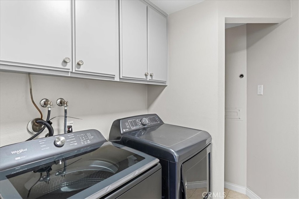 512 Esplanade 103