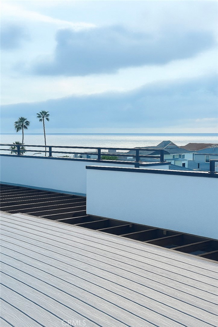 2124 Hermosa Avenue 6