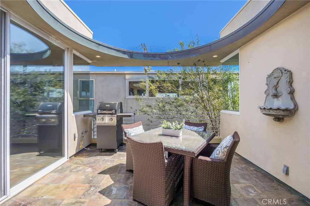 2303 Vista Drive
