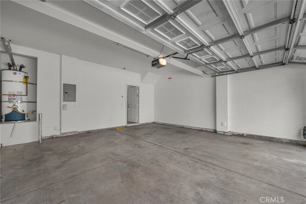 13639 Foster 3