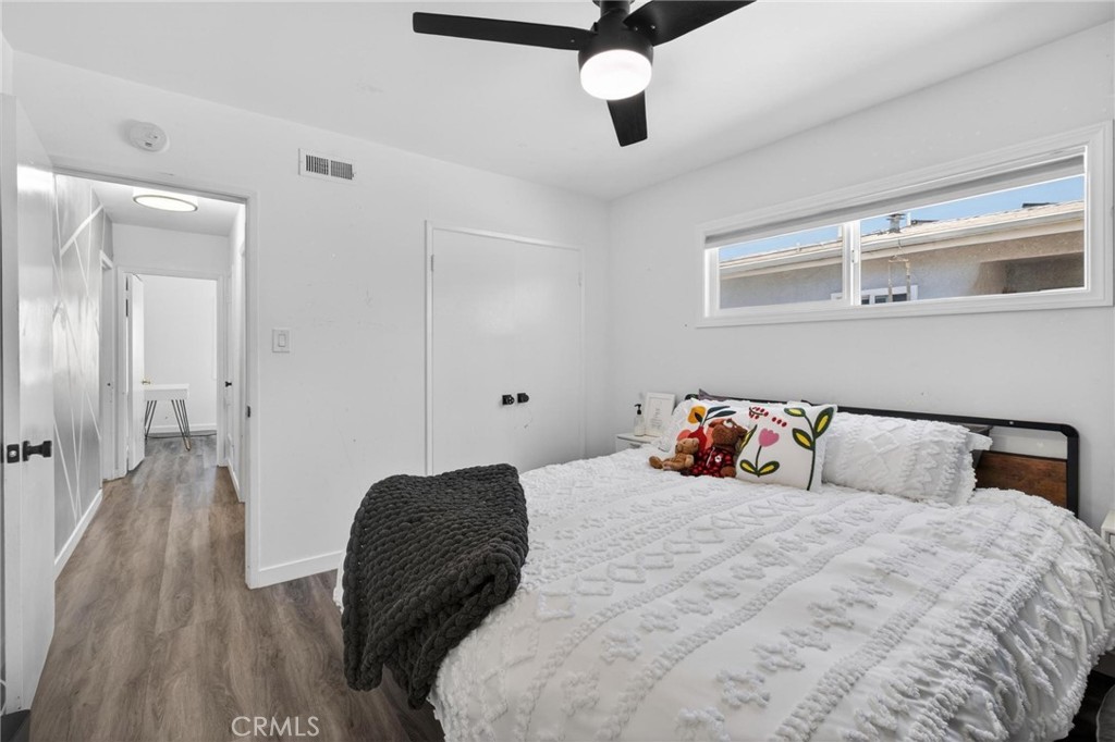 16916 S Catalina