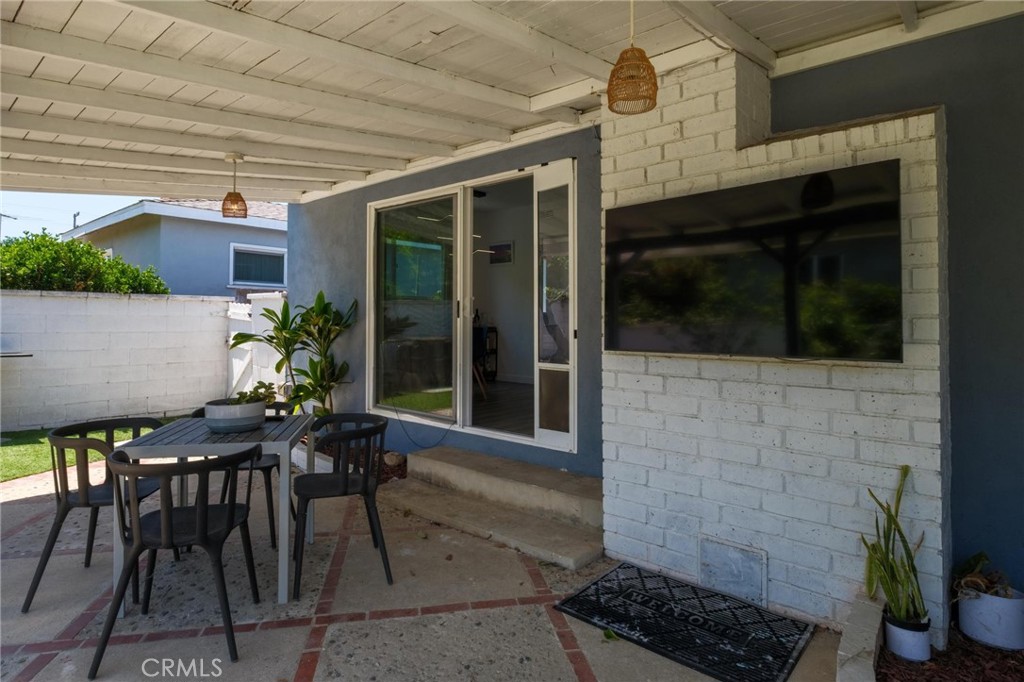 16916 S Catalina