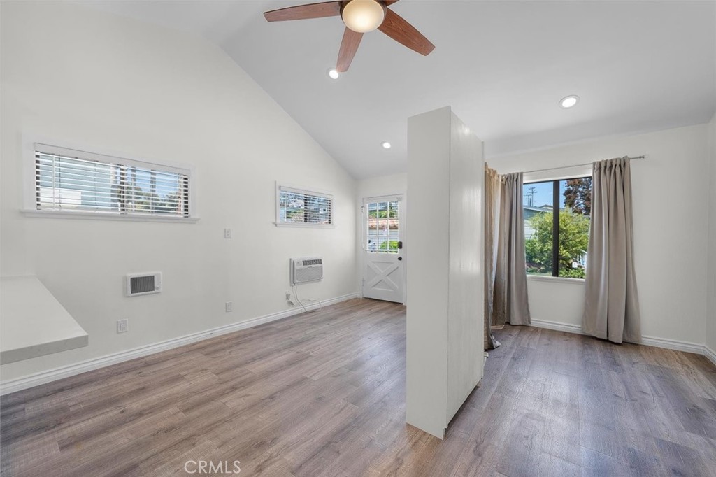 1430 Bonnie Brae