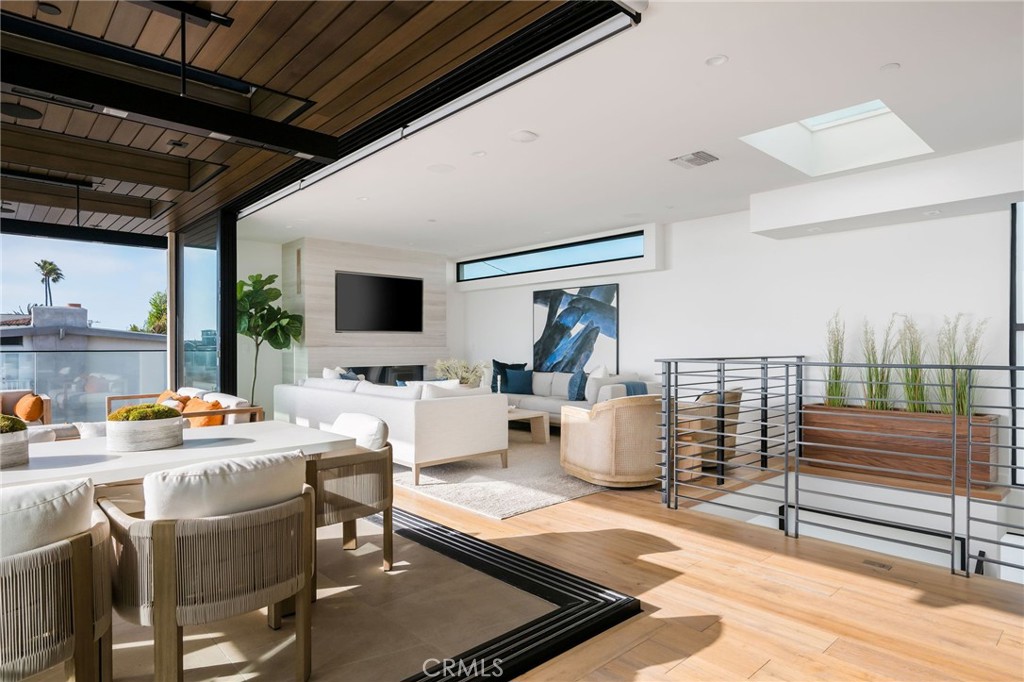 232 6th Street