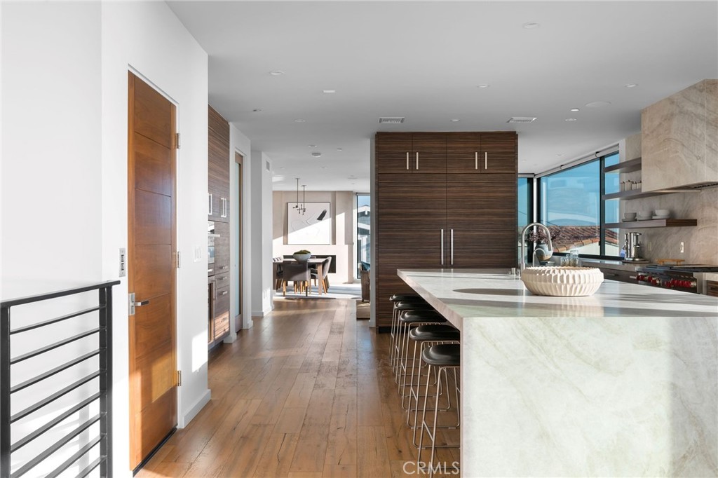 232 6th Street