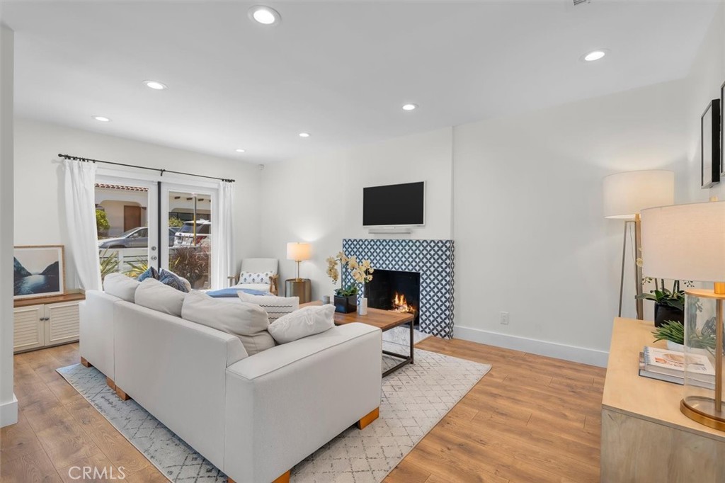 1430 Bonnie Brae