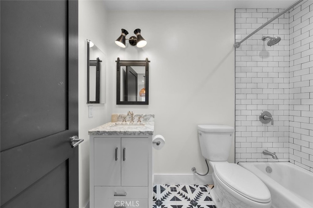 1430 Bonnie Brae