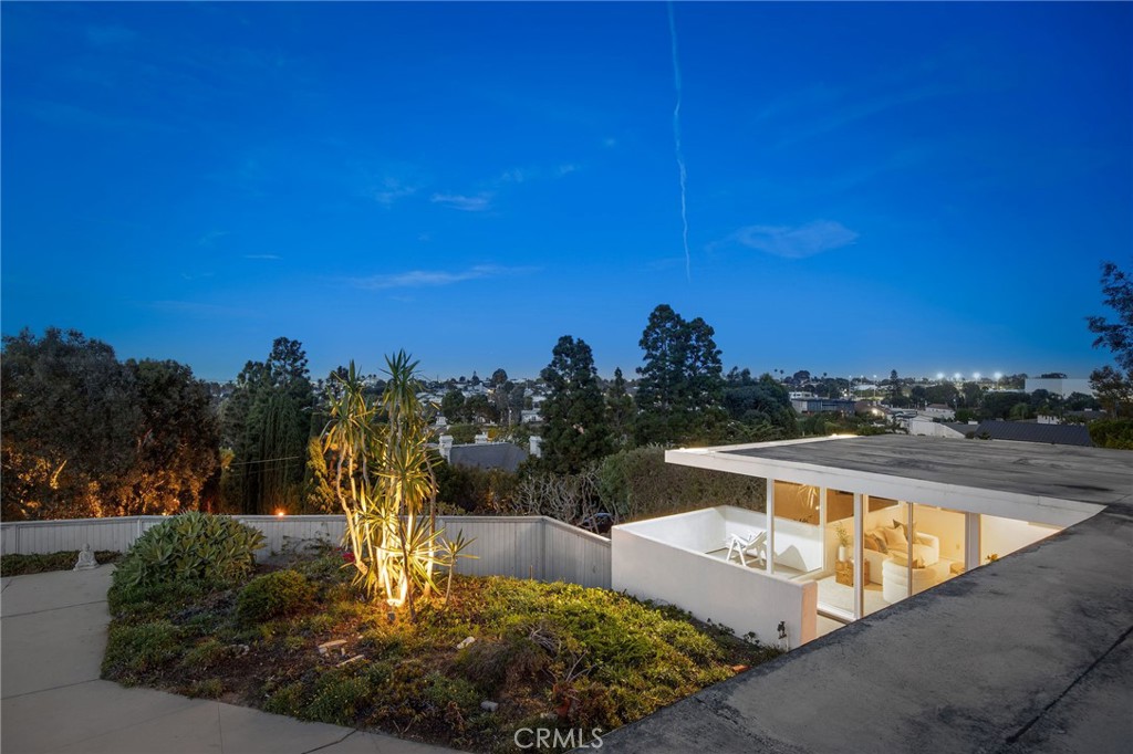 1142 Ronda