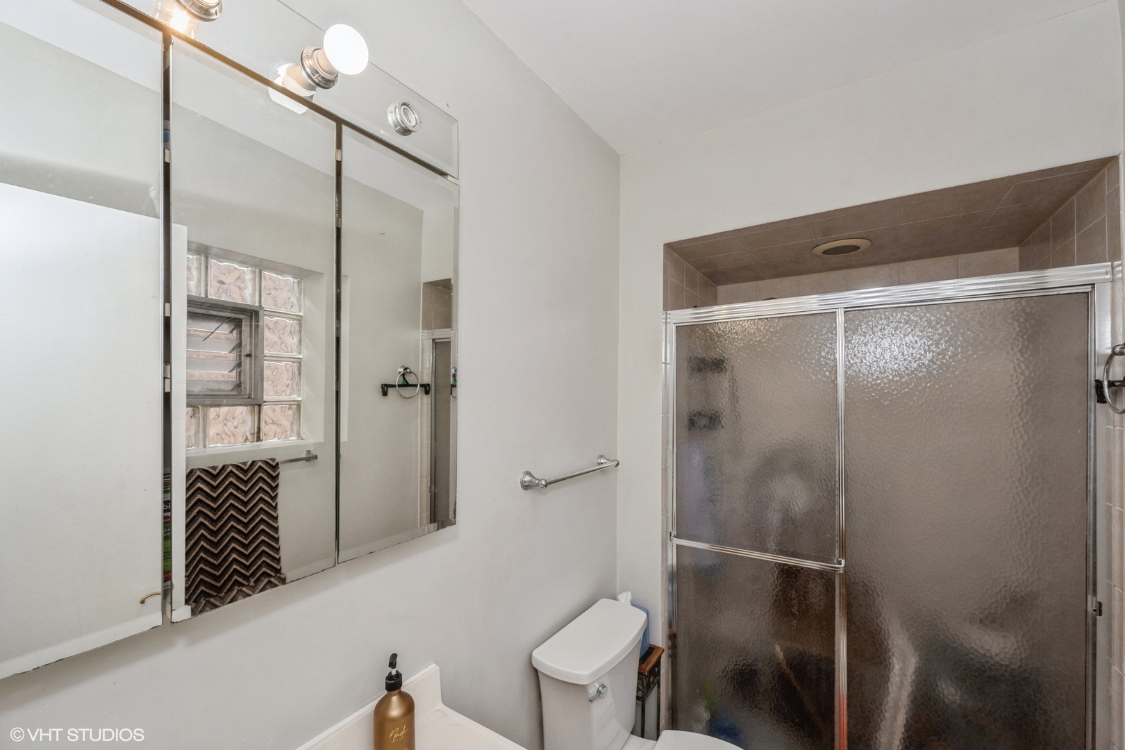 8161 Niles Center Road Unit: 3A